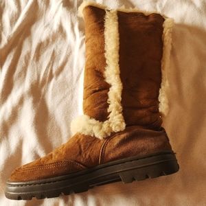 UGG Women's Sunburst Tall Boots size 7 GUC